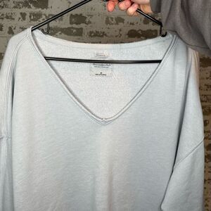 Abercrombie & Fitch | women purple cropped sweatshirt